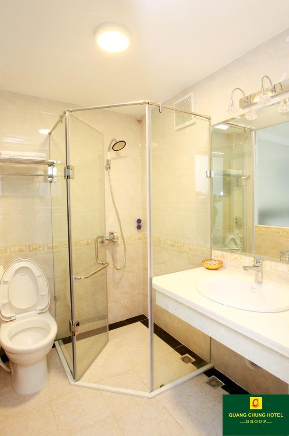Quang Chung Hotel - 56 Le Van Thiem - By Bay Luxury 河内 外观 照片